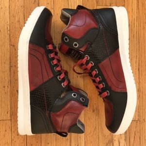 Guess? Men’s high top sneaker